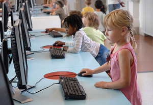 Read more about the article Why is Internet Not safe for Kids and Teens all the time?