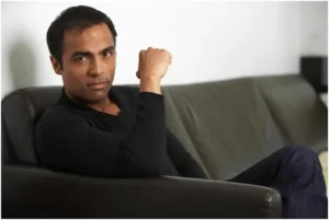 Read more about the article The Rise Of An Ordinary Man – Gurbaksh Chahal