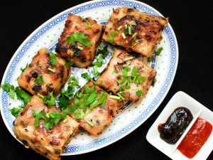 Read more about the article Turnip Cake Recipe Famous Chinese Dessert