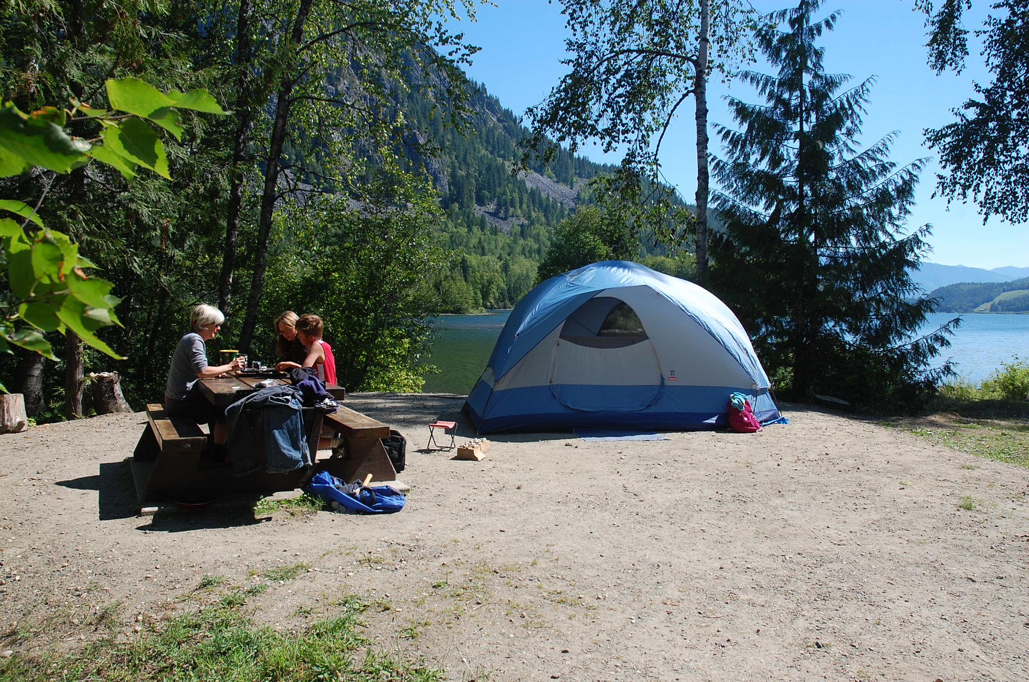 You are currently viewing Tips On How to Get Ready for the Upcoming Camping Season