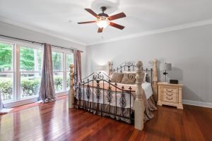 Read more about the article The Ultimate Ceiling Fan Buying Guide