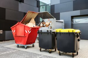 Read more about the article Maximizing Business Performance with Commercial Skip Bins