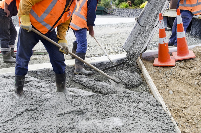 You are currently viewing Essential Tools Every Concreter Needs: A Comprehensive Guide