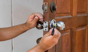 Read more about the article 5 Tips to Select Residential Locksmith Services